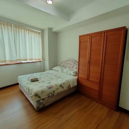 Kuching City 3Bedrooms Apartment Exteriör bild